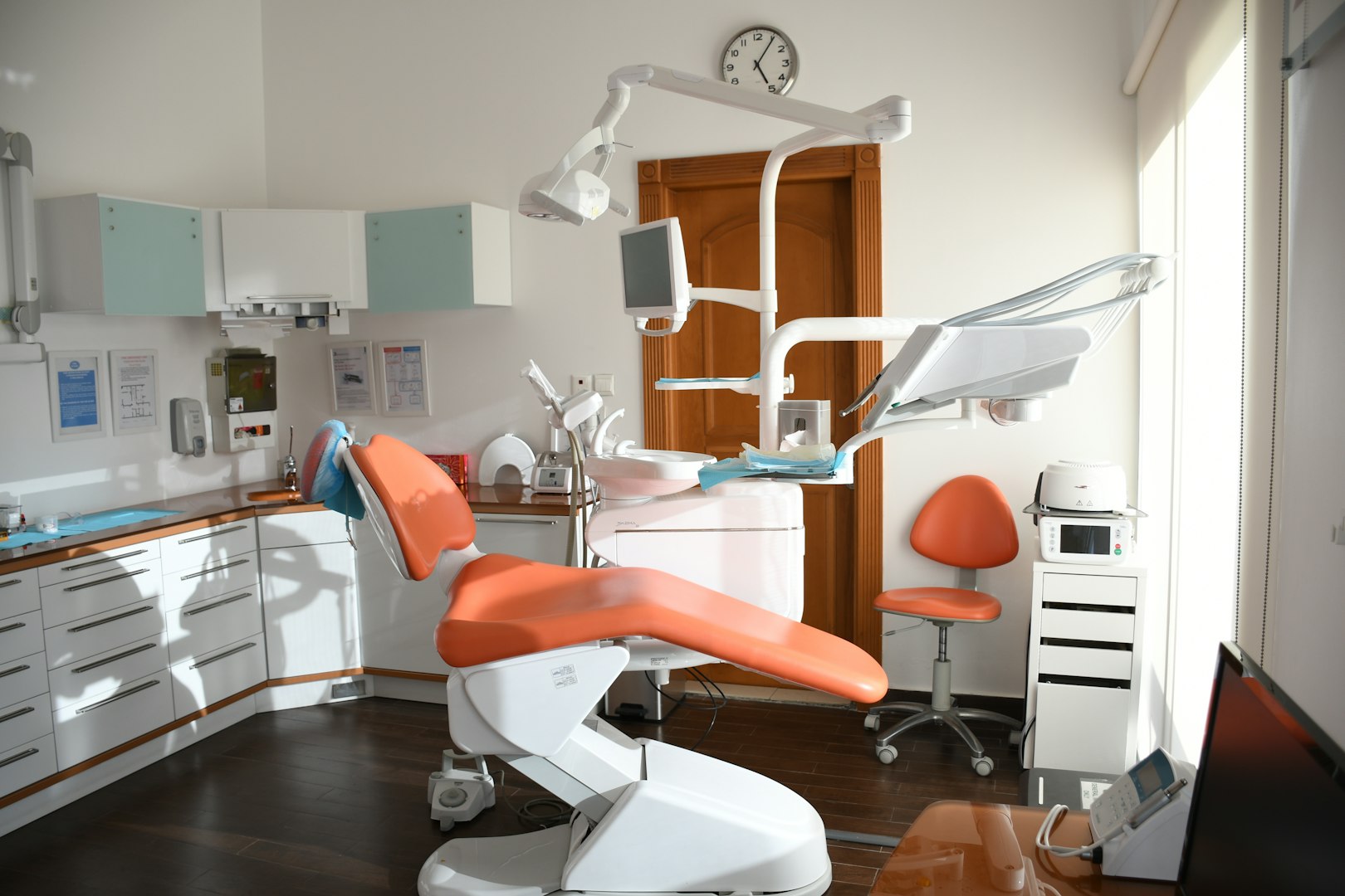 Dentist Dental Pro