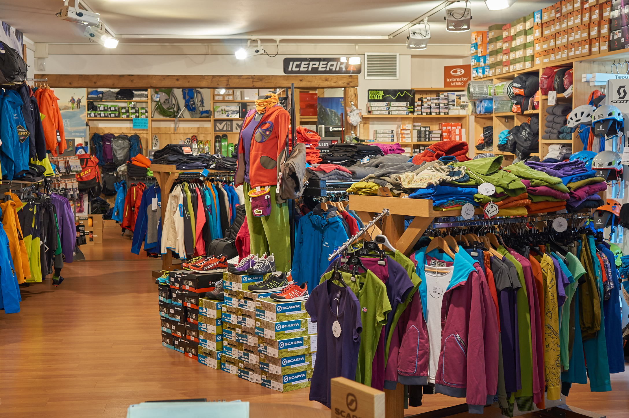 Cinque Terre Trekking Gear Shop